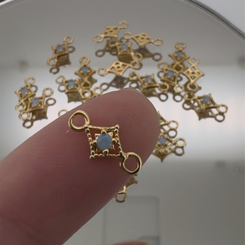 Dotted Diamond Blue Monstone Connector - Gold Filled
