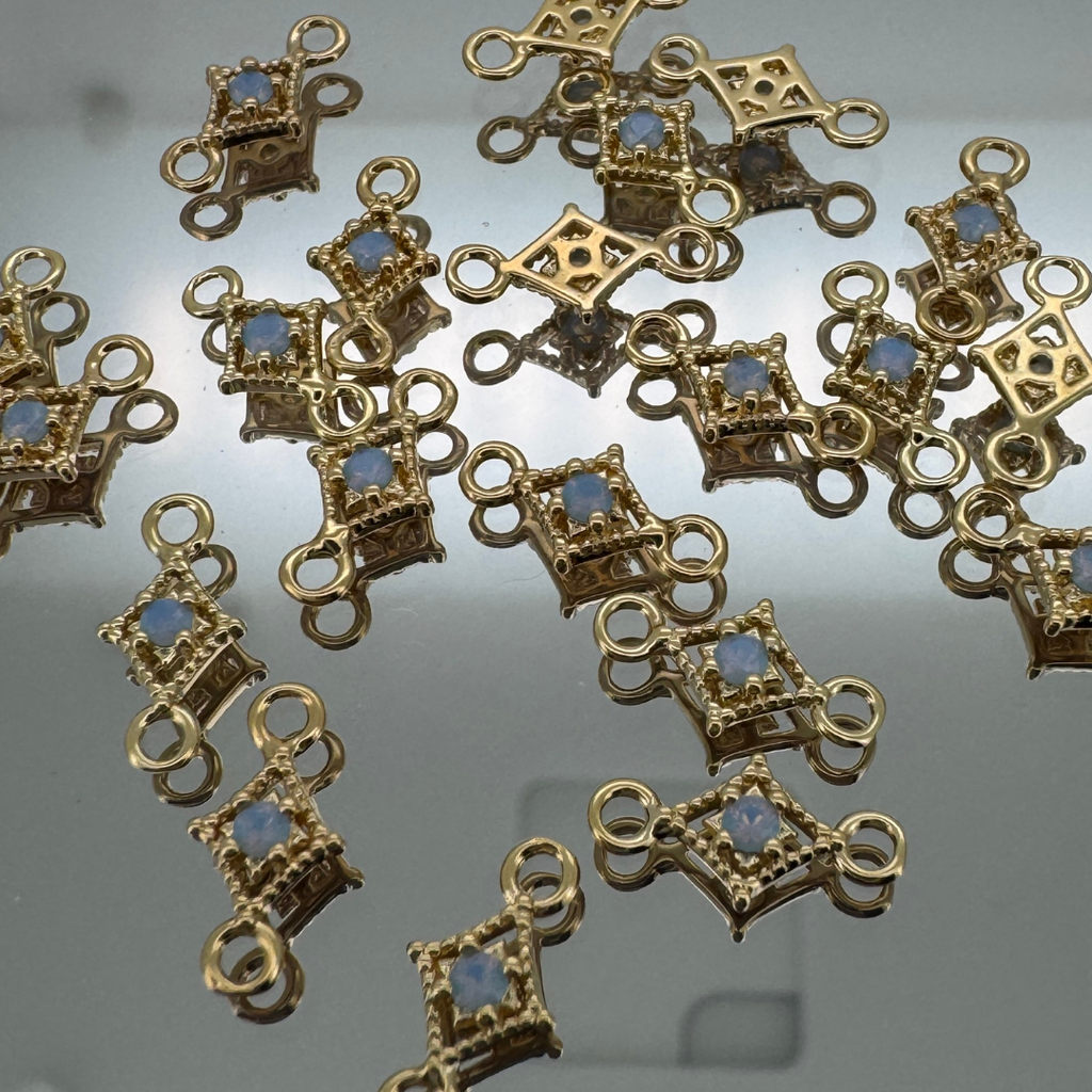 Dotted Diamond Blue Monstone Connector - Gold Filled
