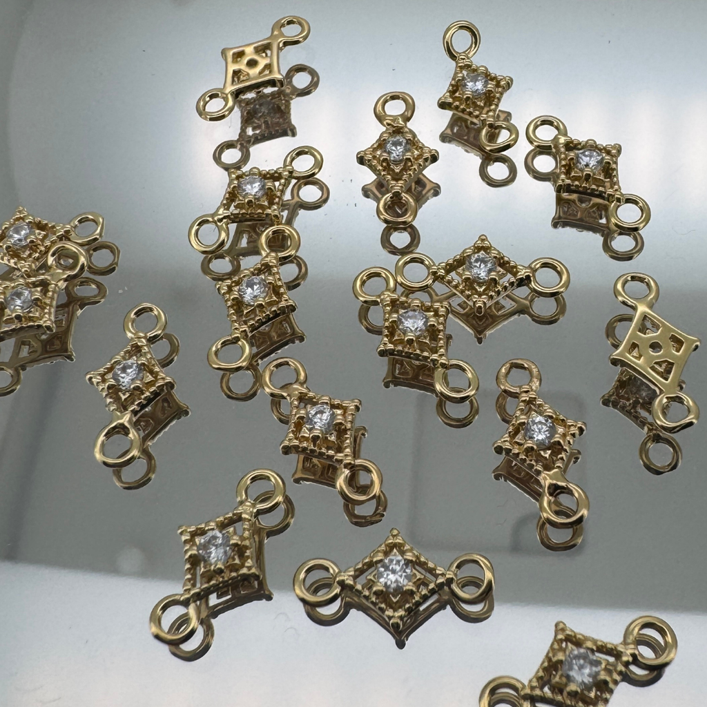 Dotted Diamond White Zircon Connector - Gold Filled