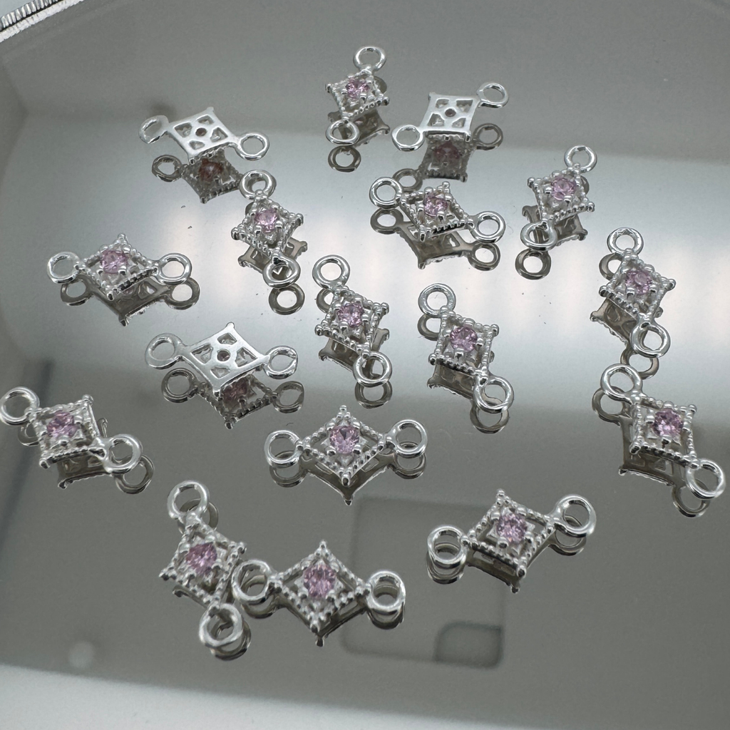 Dotted Diamond Pink Zircon Connector - Sterling Silver